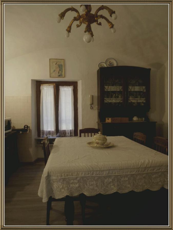 Cuntro' Granda Bed & Breakfast Boves Bagian luar foto